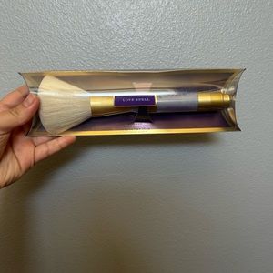 Victoria’s Secret Love Spell Shimmer powder